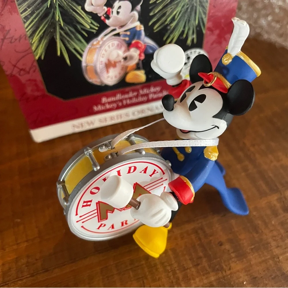 Hallmark Keepsake Ornament 1997 Mickey's Holiday Parade Bandleader Mickey NIB